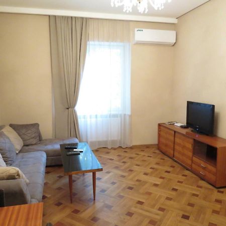 Three Rooms Apartment Tbilisi Eksteriør bilde