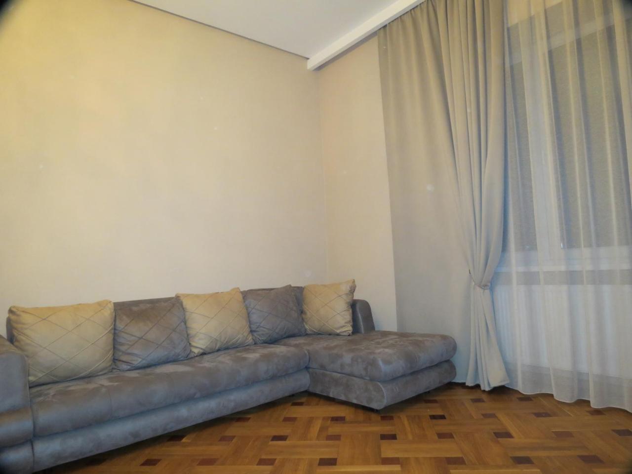 Three Rooms Apartment Tbilisi Eksteriør bilde