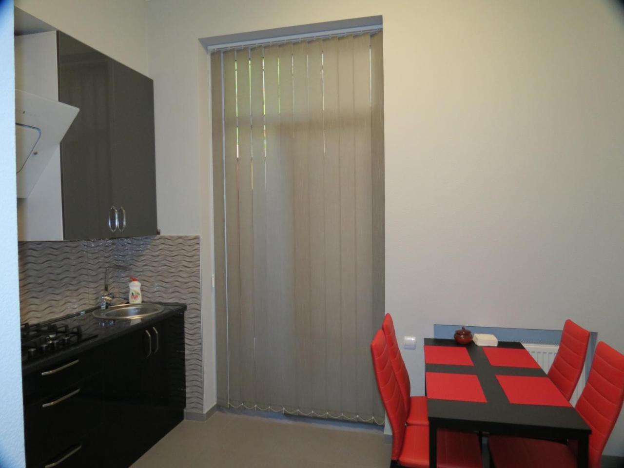 Three Rooms Apartment Tbilisi Eksteriør bilde