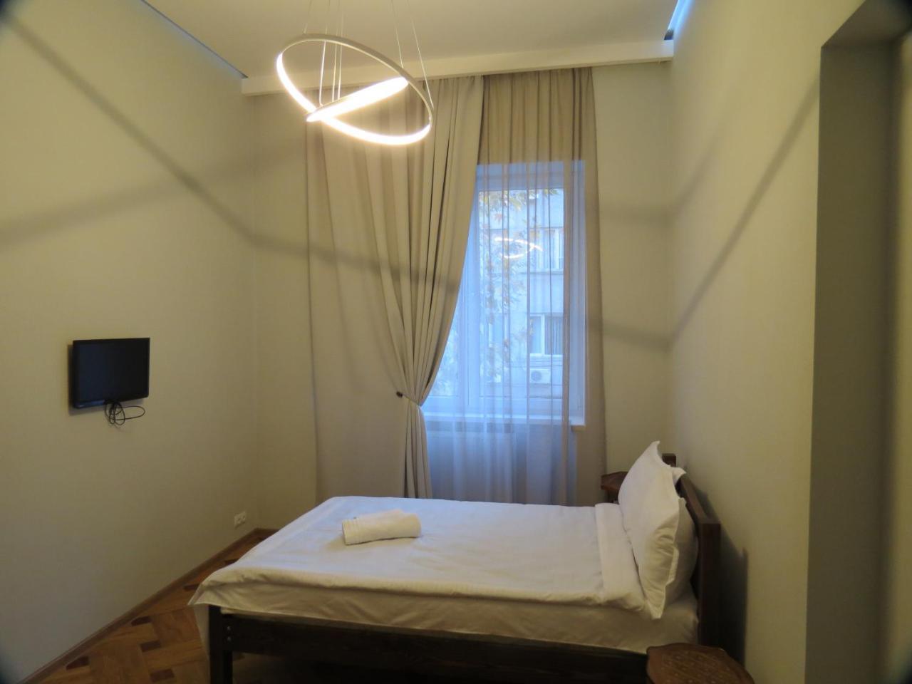 Three Rooms Apartment Tbilisi Eksteriør bilde