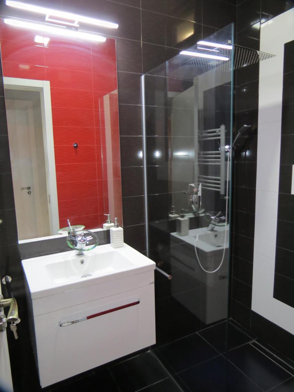 Three Rooms Apartment Tbilisi Eksteriør bilde