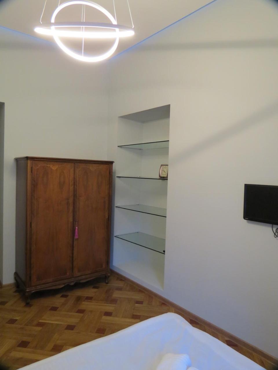 Three Rooms Apartment Tbilisi Eksteriør bilde