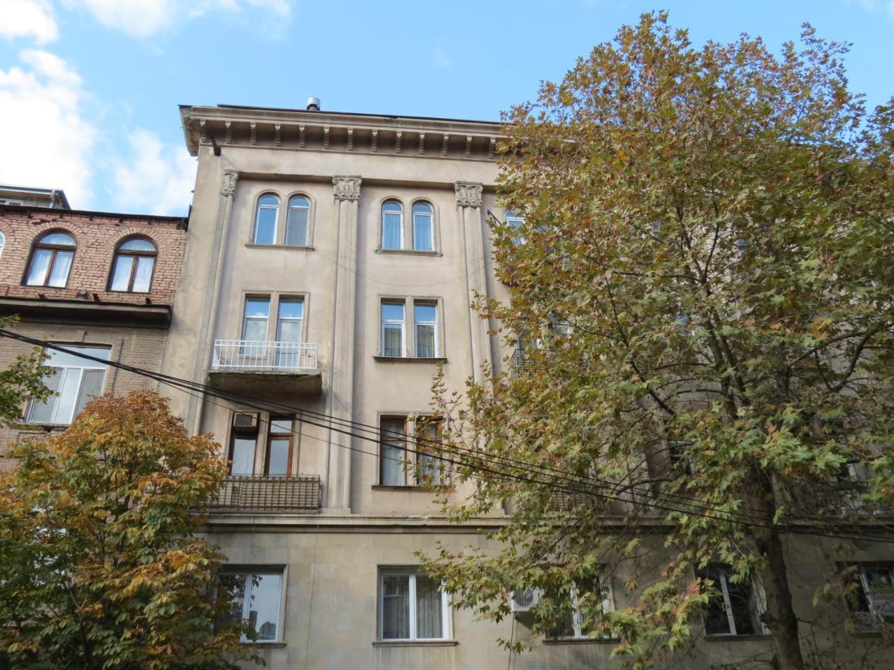 Three Rooms Apartment Tbilisi Eksteriør bilde